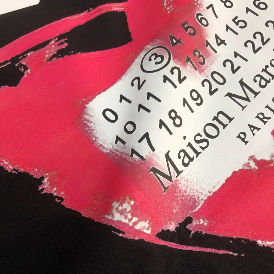 💰P85💥 MM 6 New Arrival T ！Premium ， ！ ！ ！ ！ ！ Breathable ！ ， . . ： White Black Sizes：M-3XL